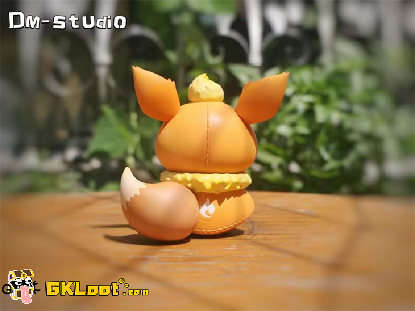 [Out of stock] DM Studio Pokémon Eevee and Flareon Statue